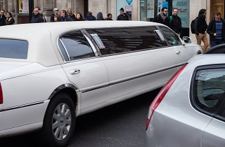image of limo driving through chicago