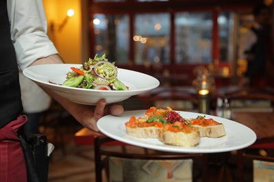 image of food being served in an illinois restaurant